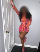 672977341: Chica busca chico en Málaga