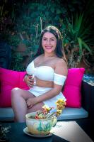 672940303: Chica busca chico en Madrid