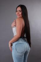 614008316: Chica busca chico en Barcelona