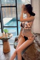 654128177: Chica busca chico en Madrid