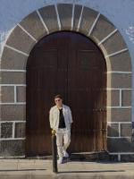 642227329: Chico busca chica en Pontevedra