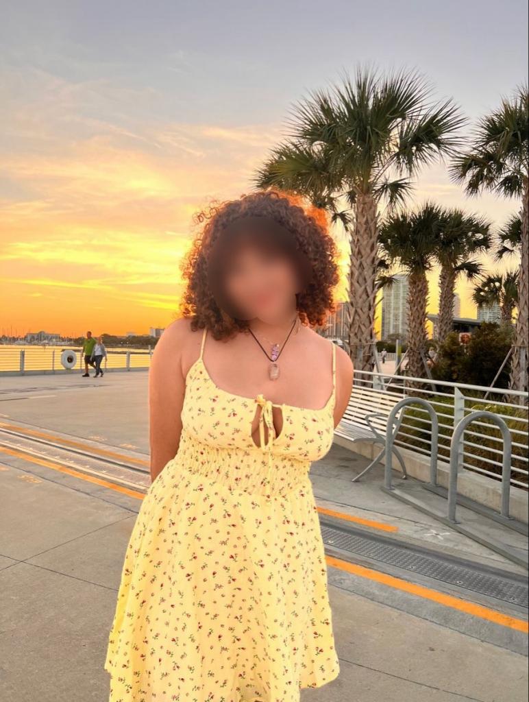 631301094: Chica busca chico en Las Palmas