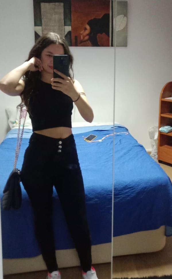 683655270: Chica busca chico en La Rioja