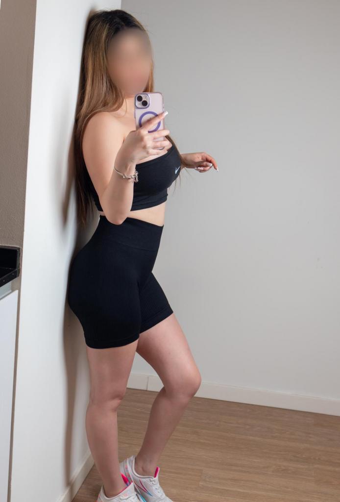 650735267: Chica busca chico en Madrid