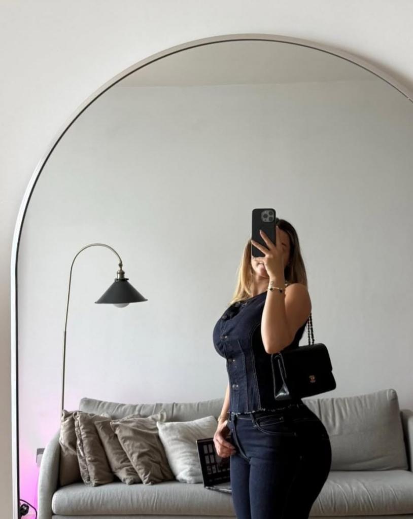 Chica busca chico en Cádiz: 