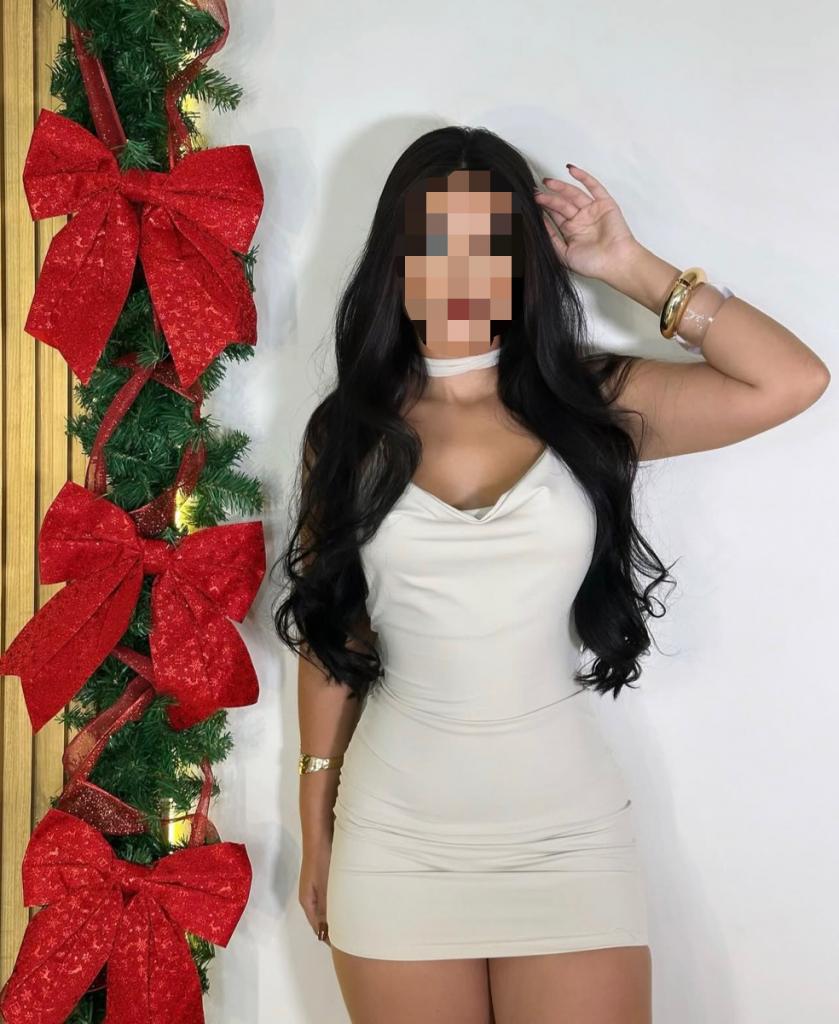 614101275: Chica busca chico en Navarra