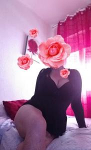 643296126: Chica busca chico en Barcelona