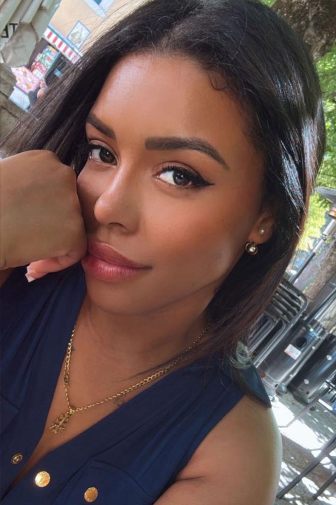 Chica busca chico en Sevilla: 