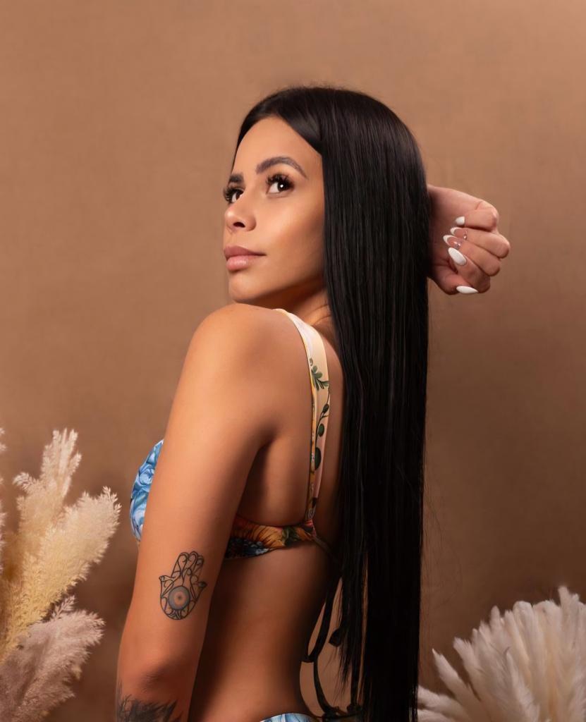 615736448: Chica busca chico en Madrid