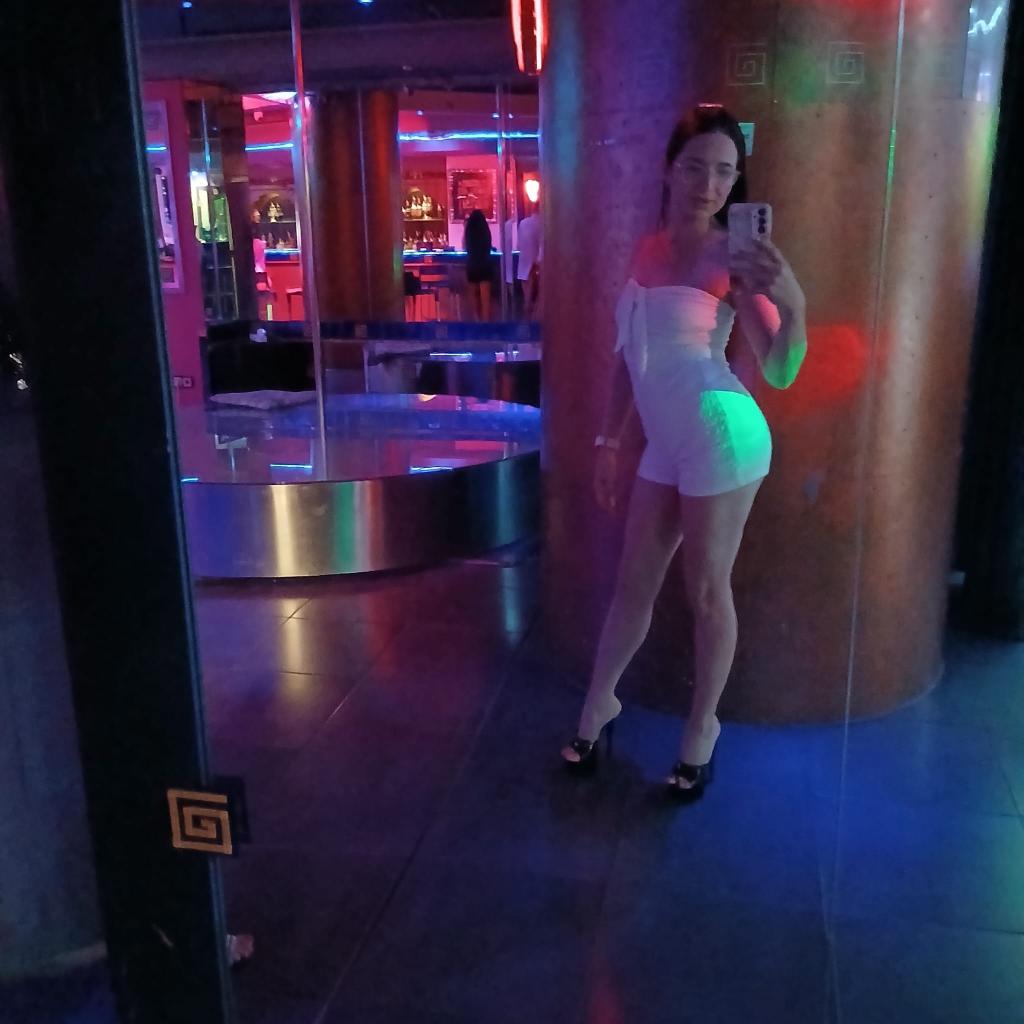653223810: Chica busca chico en Zaragoza