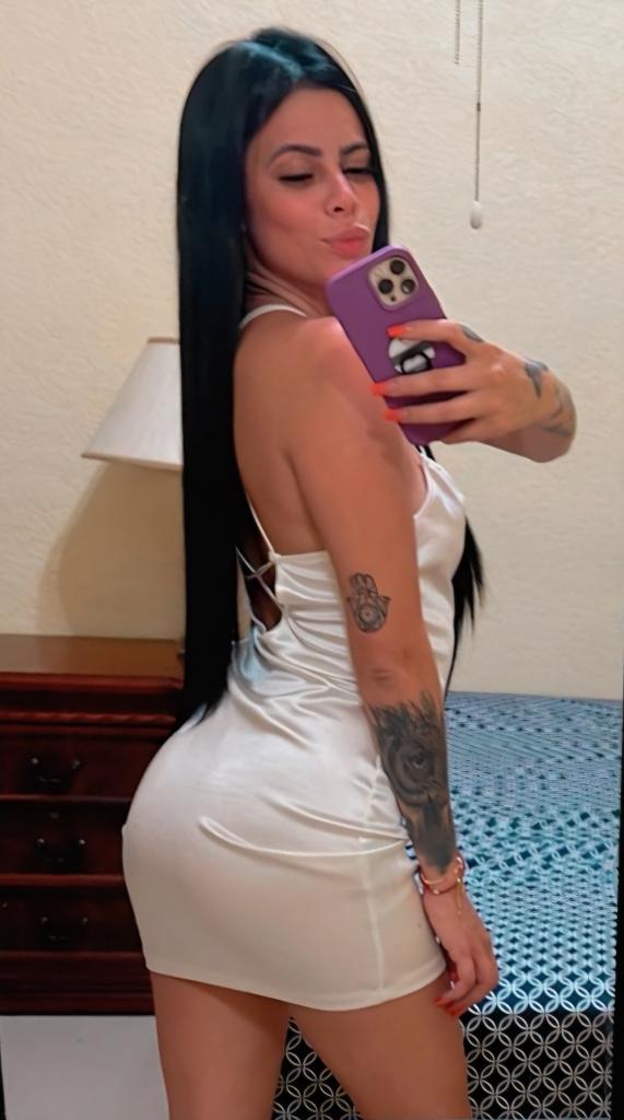 615736448: Chica busca chico en Madrid