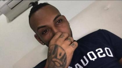 643676443: Chico busca chica en Barcelona