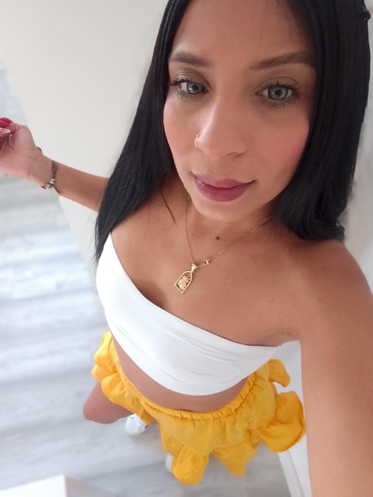 Chica busca chico en Sevilla: 