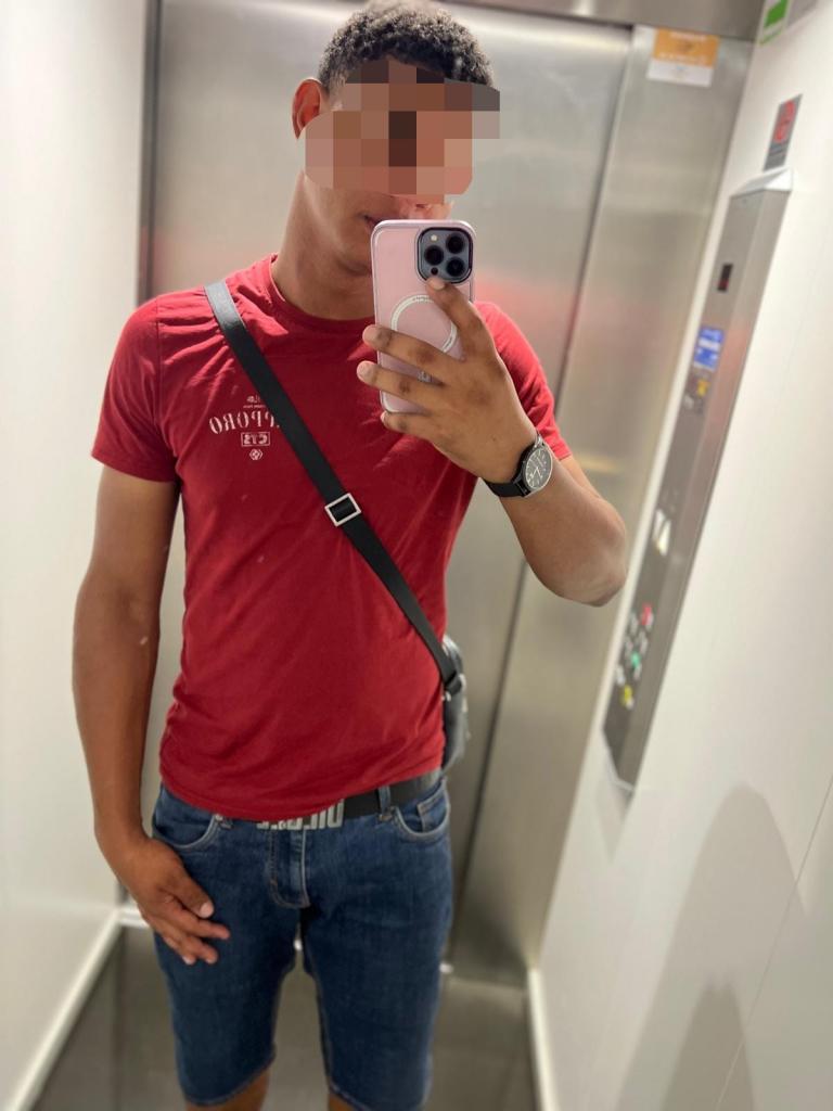 Chico busca chica en Barcelona: 