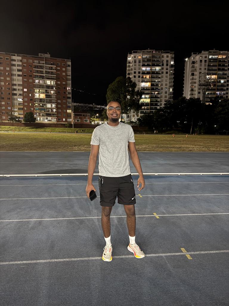 Chico busca chica en Málaga: 