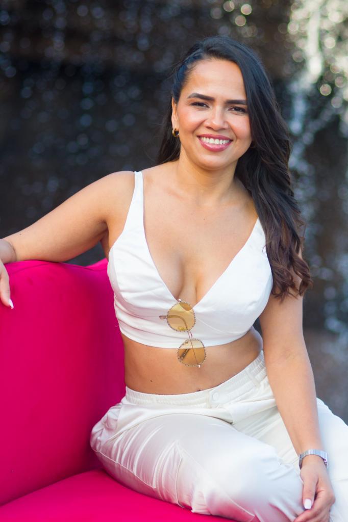 617745552: Chica busca chico en Las Palmas