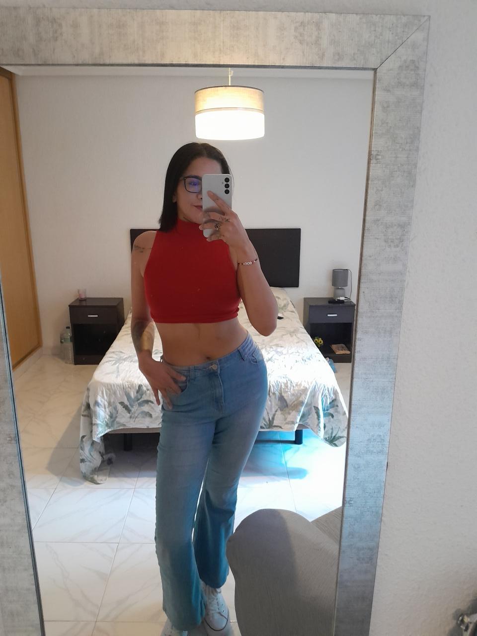 607690245: Chica busca chico en Zaragoza