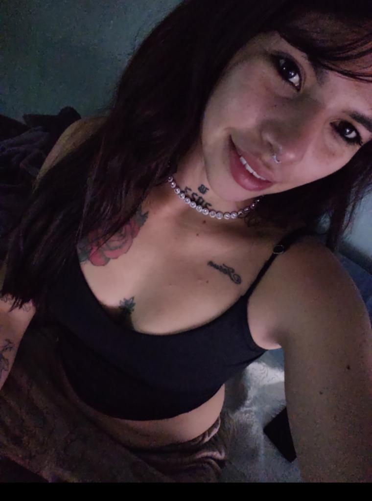 Chica busca chico en Cádiz: 