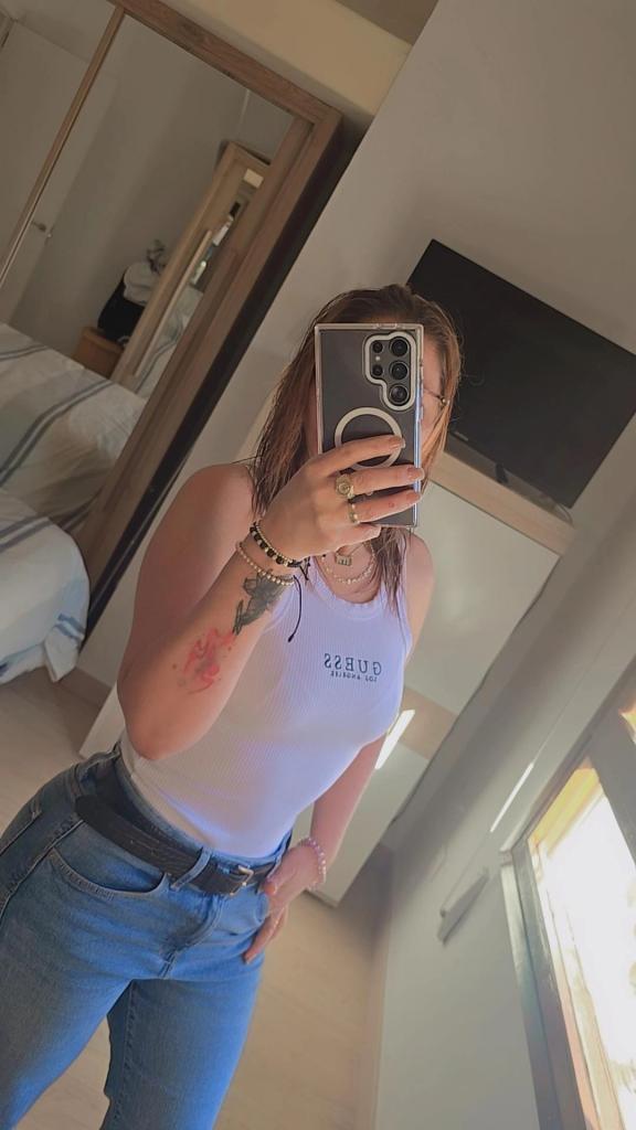 661116771: Chica busca chico en León