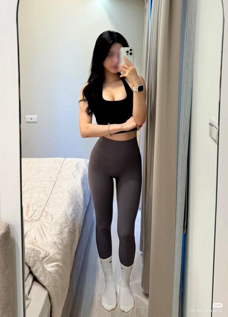 643169093: Chica busca chico en Madrid