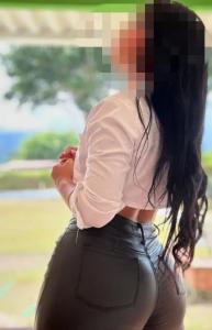647268937: Chica busca chico en Cádiz