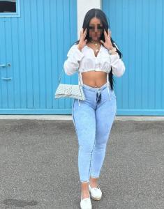 623465872: Chica busca chico en Pontevedra