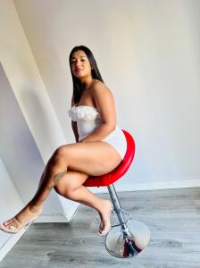 624557726: Chica busca chico en Madrid