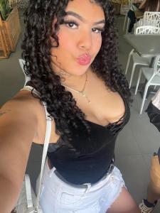 643219126: Chica busca chico en Valencia