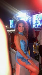 677183354: Chica busca chico en Sevilla