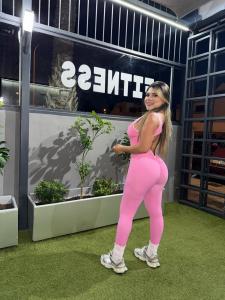 685541356: Chica busca chico en Tenerife