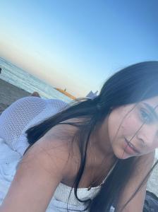 613421302: Chica busca chico en Valencia