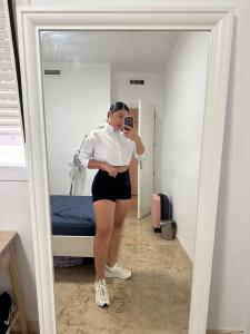 637478841: Chica busca chico en Málaga