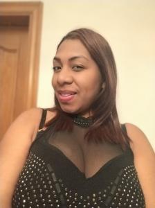 613108270: Chica busca chico en Barcelona