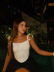 672877469: Chica busca chico en León