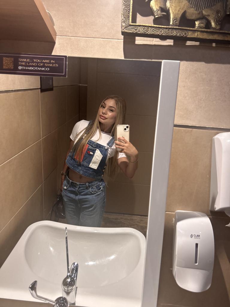 631951244: Chica busca chico en Tenerife