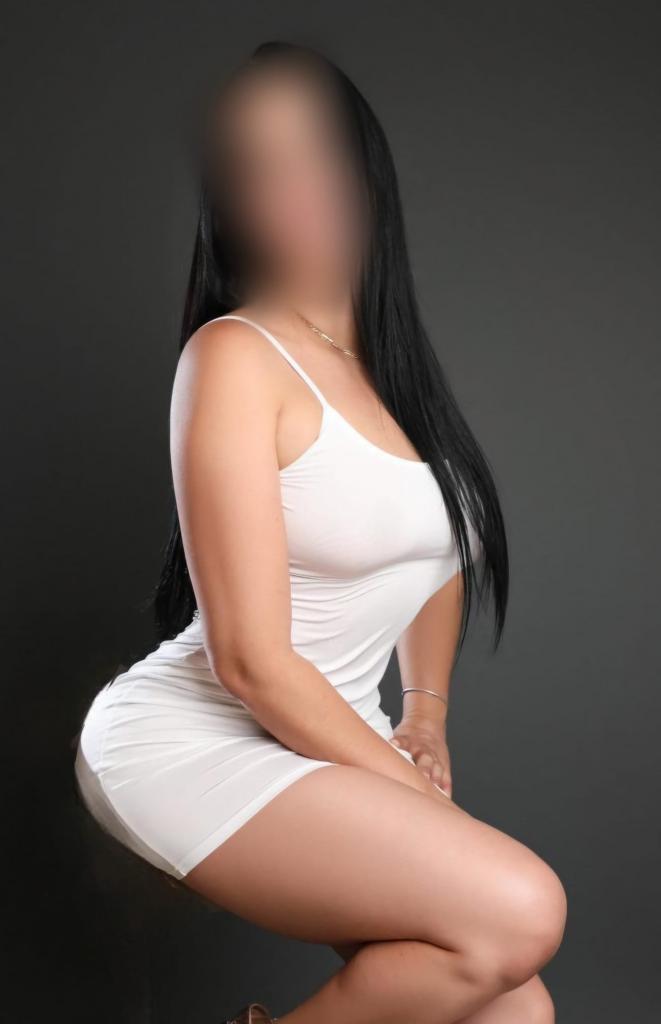 910707318: Chica busca chico en Madrid