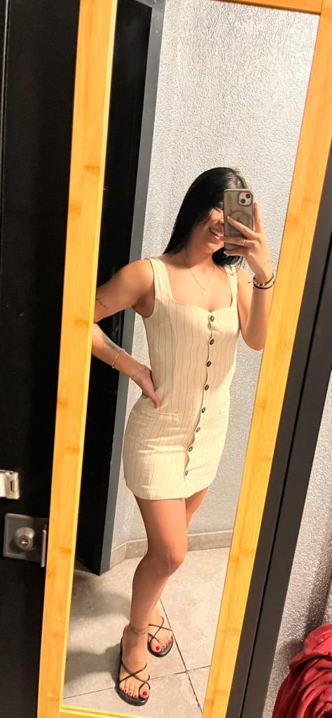 Chica busca chico en Alicante: Chica busca chico