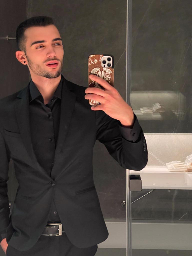 Chico busca chica en Zaragoza: 