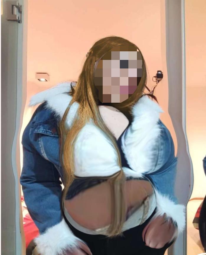 644688355: Chica busca chico en Granada