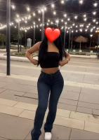 607434287: Chica busca chico en Sevilla