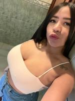 647781560: Chica busca chico en Barcelona