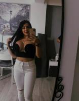 697492654: Chica busca chico en Málaga