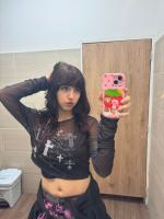 613797716: Chica busca chico en Madrid