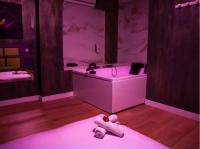 612424735: Chica busca chico en Barcelona