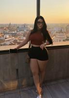 664421494: Chica busca chico en Ibiza