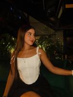 672877469: Chica busca chico en León