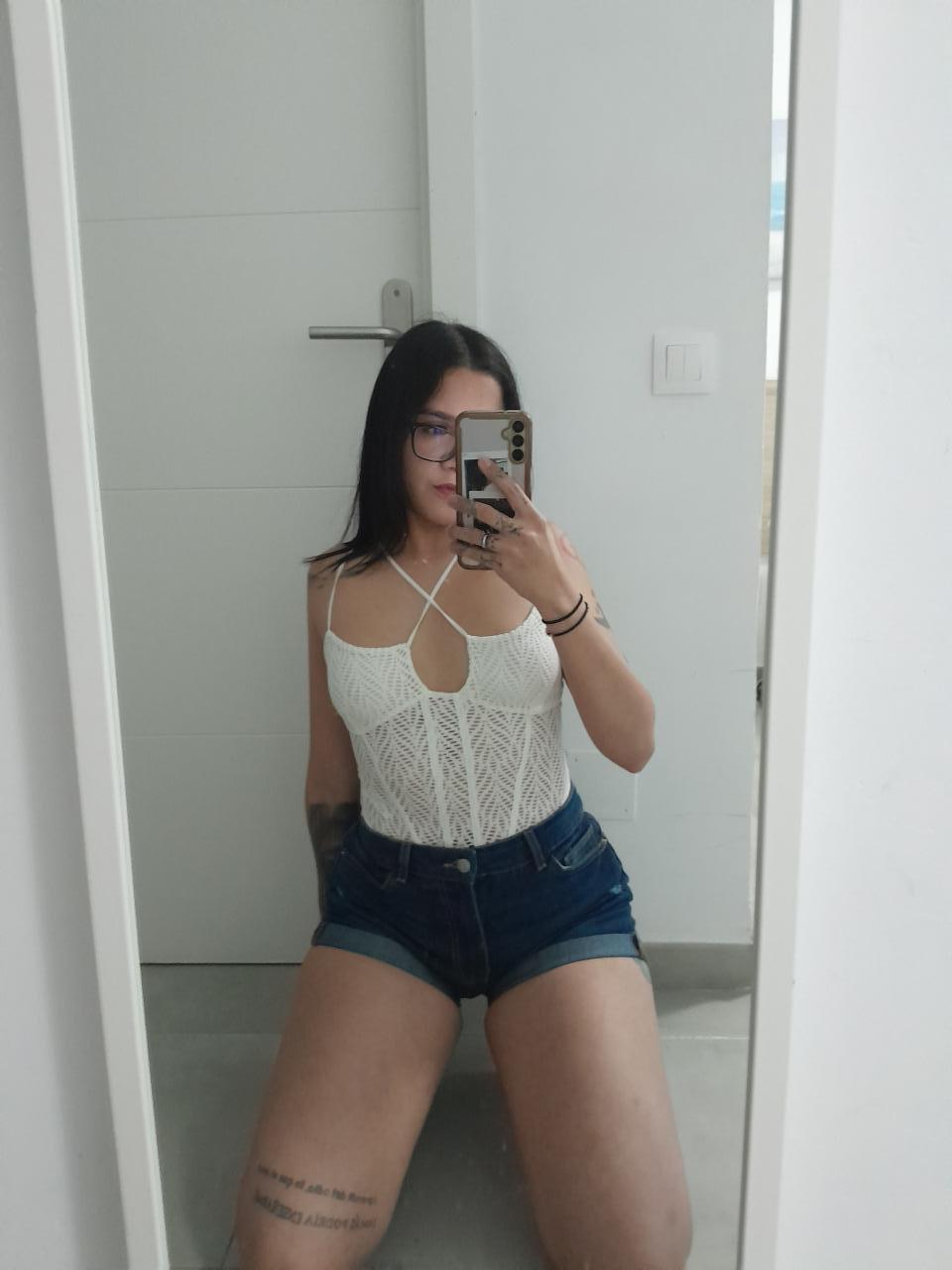 607690245: Chica busca chico en Zaragoza