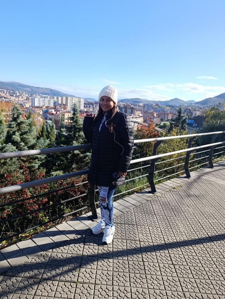 604127256: Chica busca chico en Vizcaya