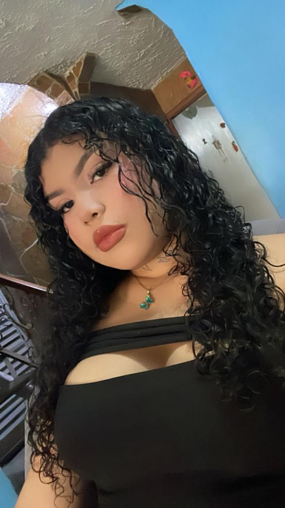 643220965: Chica busca chico en Valencia