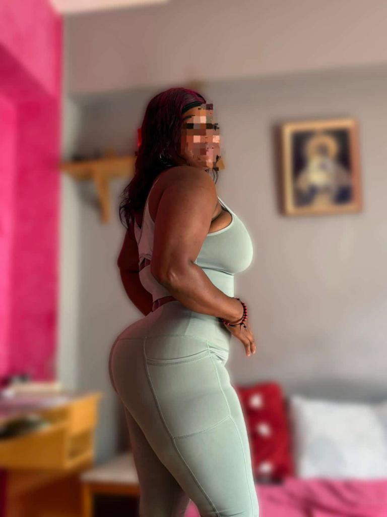 Chica busca chico en Huelva: 